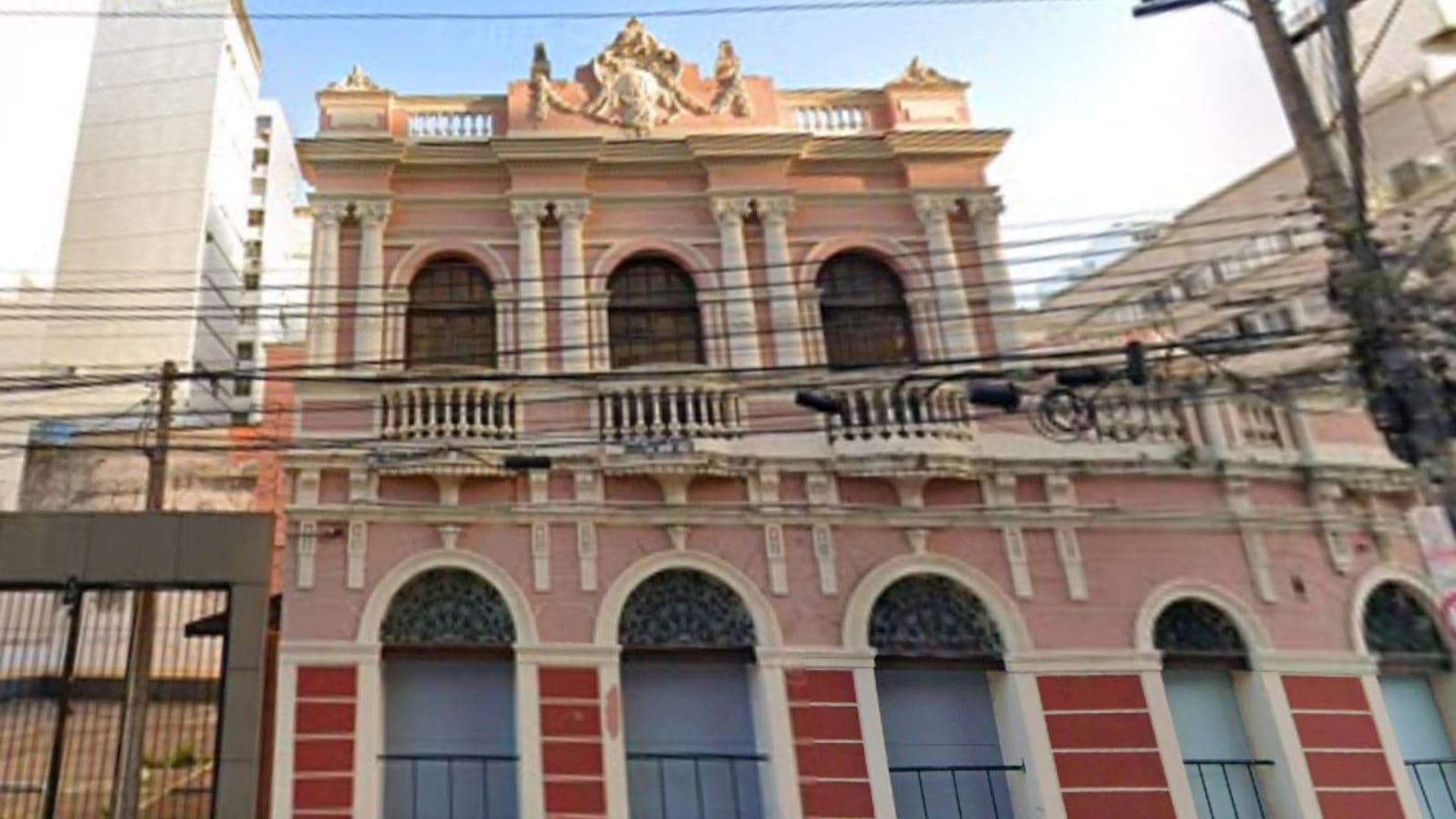 Foto 2 de 5: Comercial em leilão em Vitória - ES, bairro Centro — Prédio Comercial no Centro - Vitória/ES