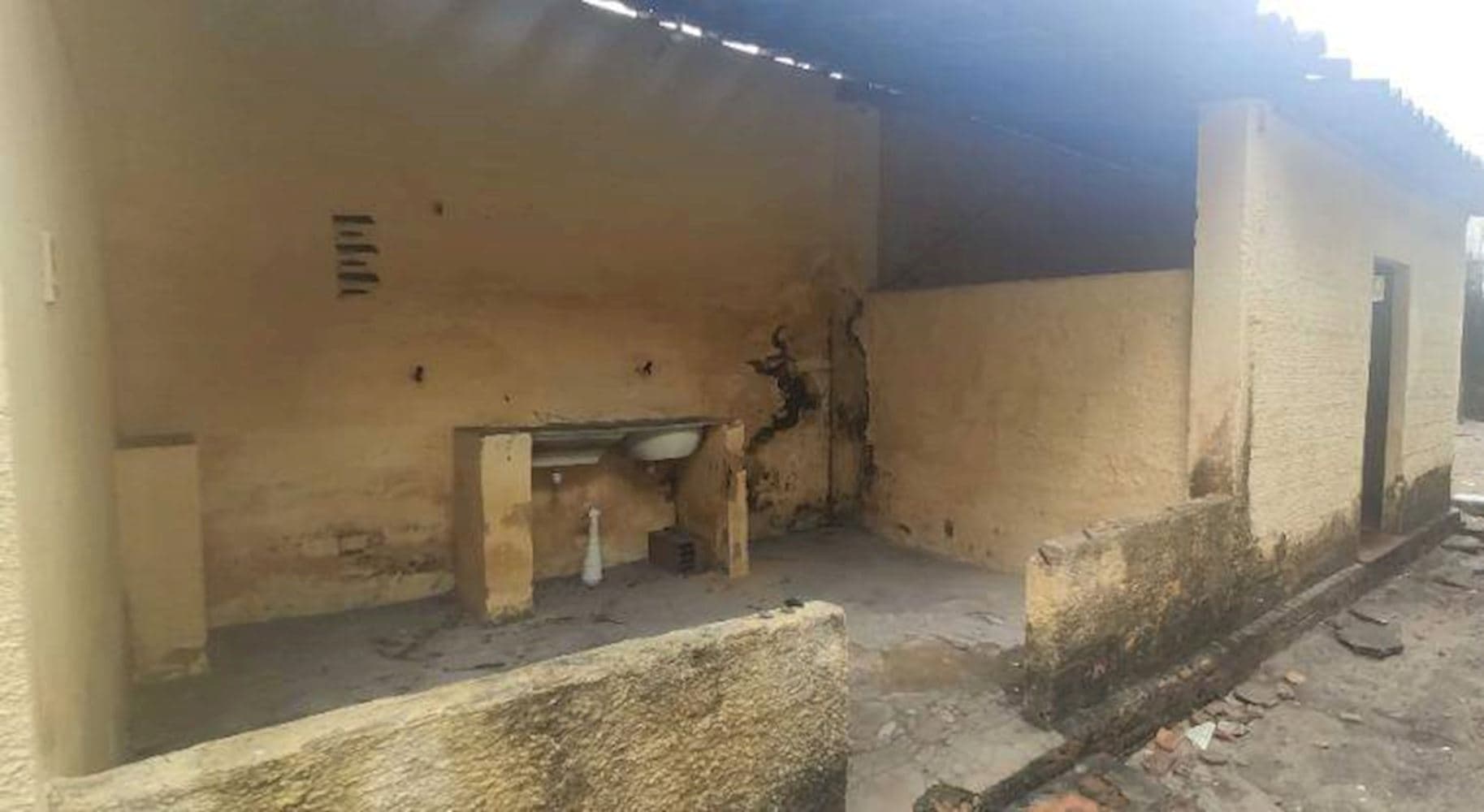 Foto 23 de 24: Casa em leilão em Fortaleza - CE, bairro Benfica — Casa em Benfica - Fortaleza/CE