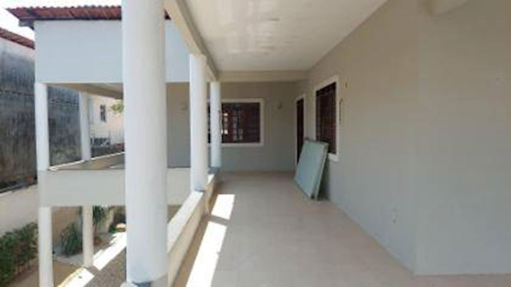 Foto 15 de 20: Casa em leilão em Fortaleza - CE, bairro Lagoa Redonda — Casa em  Lagoa Redonda - Fortaleza/CE