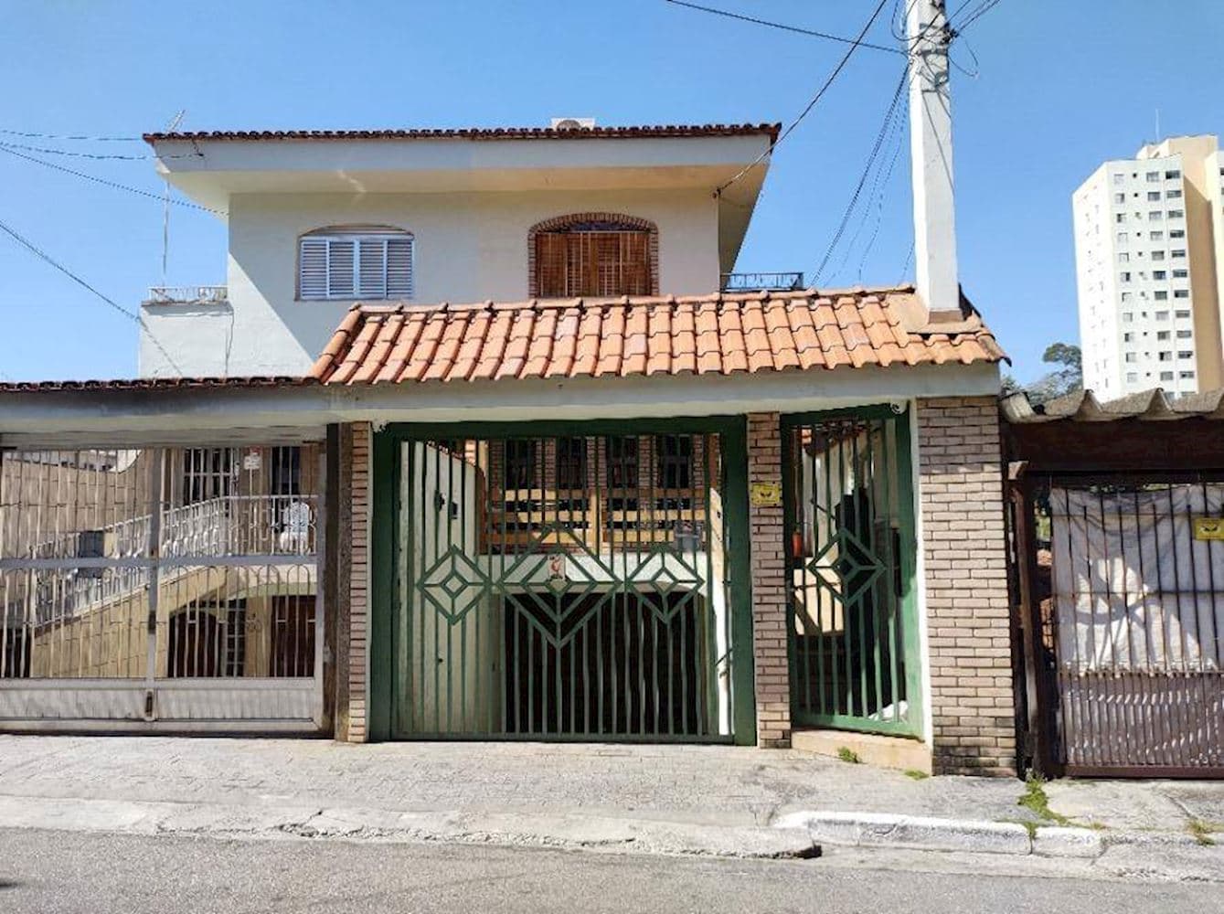 Foto 1 de 66: Casa em leilão em São Paulo - SP, bairro Tremembe — Casa no Tremembe em São Paulo/SP