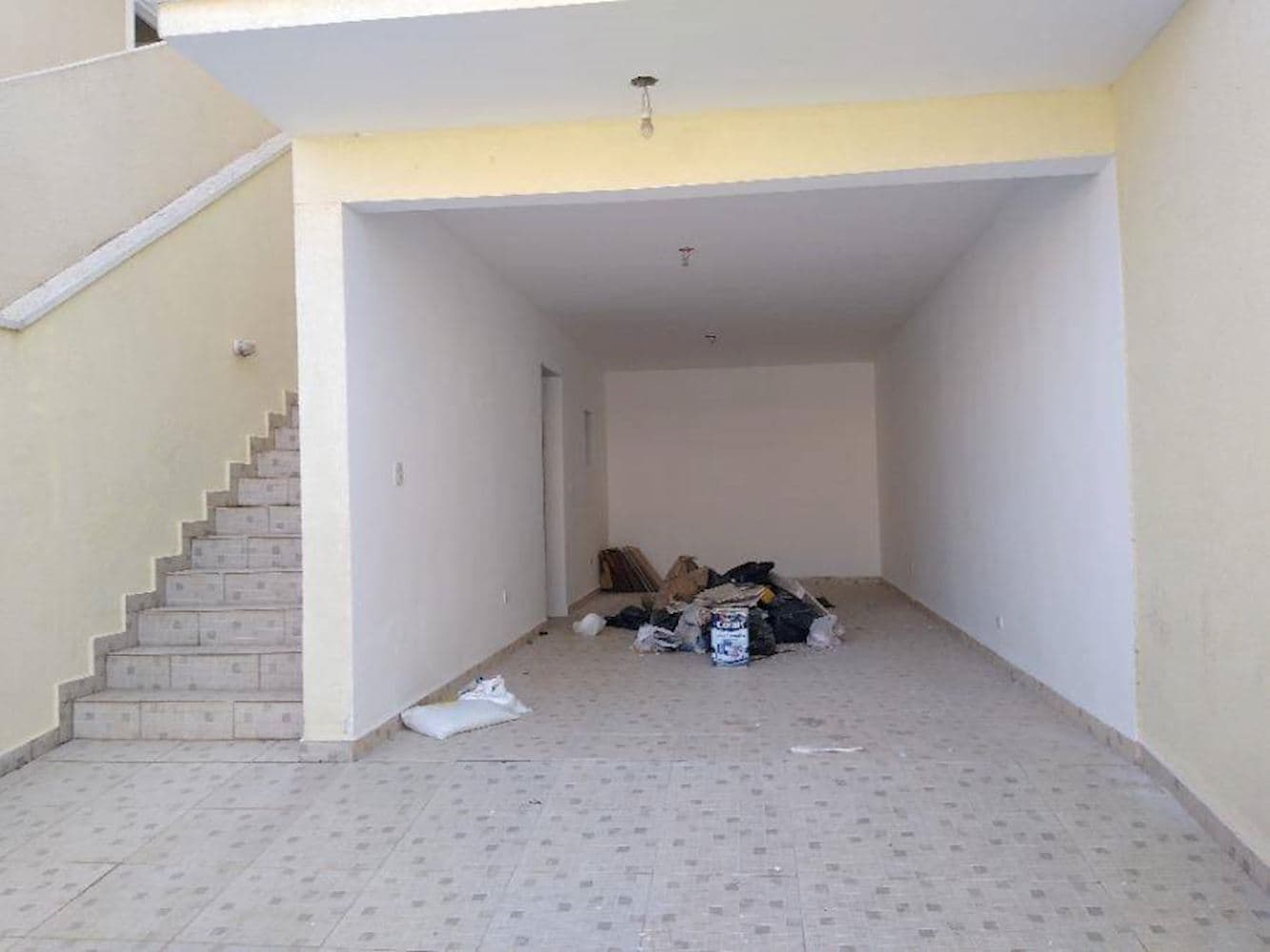 Foto 3 de 10: Casa em leilão em Cotia - SP, bairro Jardim Rio das Pedras — Casa em Condomínio no Jardim Rio Das Pedras - Cotia/SP