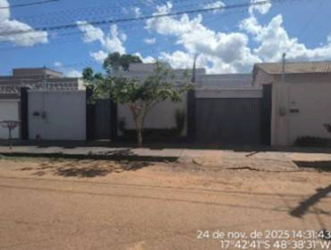 Foto 1 de 3: Casa em leilão em Caldas Novas - GO — Casa em Mansões Aguas Quentes - Caldas Novas/GO