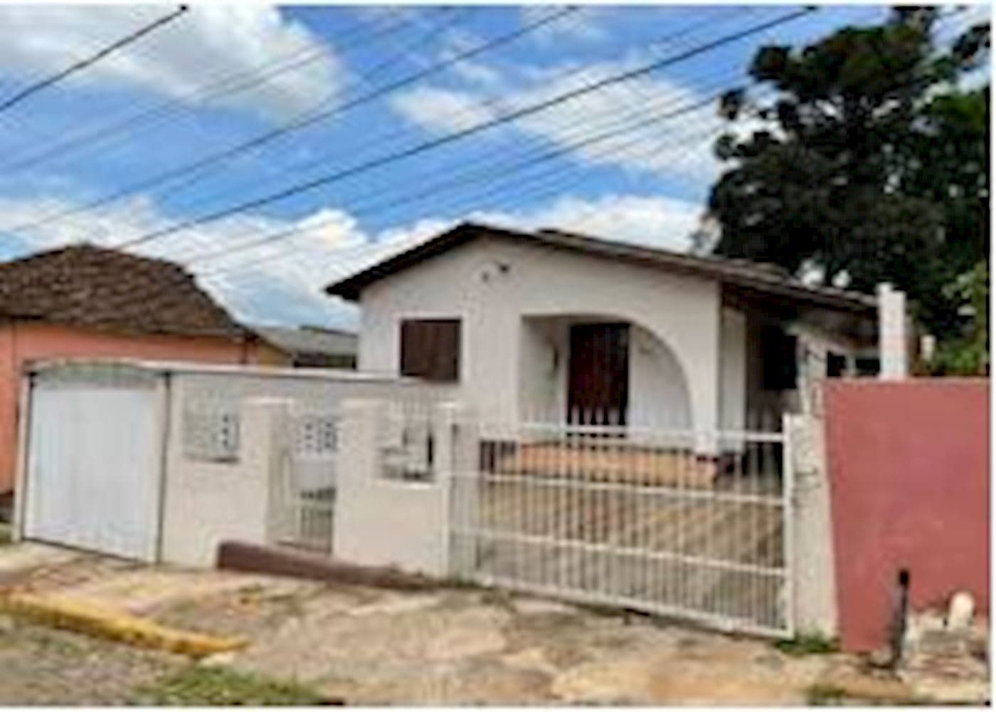 Foto 1 de 32: Casa em leilão em Cachoeira Do Sul - RS, bairro Carvalho — Casa no Carvalho em Cachoeira do Sul/RS