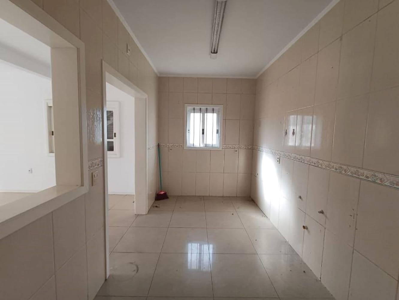 Foto 4 de 17: Casa em leilão em Canoas - RS, bairro Estradaância Velha — Casa no Estância Velha em Canoas/RS