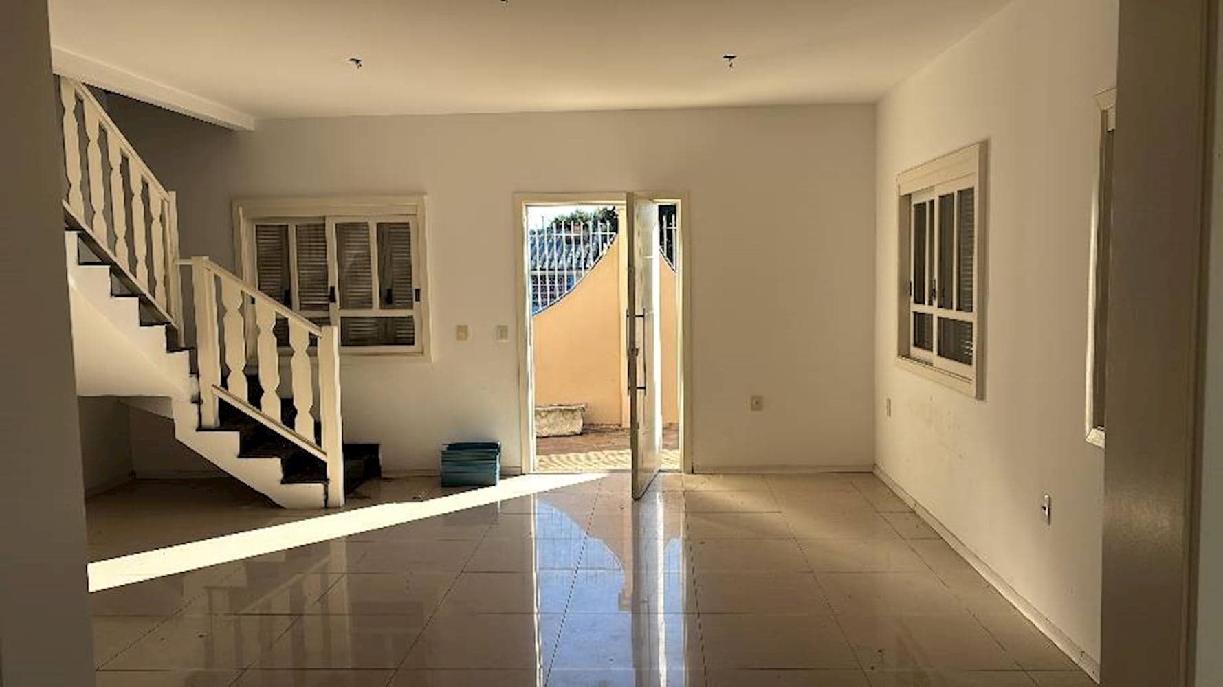 Foto 7 de 17: Casa em leilão em Canoas - RS, bairro Estradaância Velha — Casa no Estância Velha em Canoas/RS