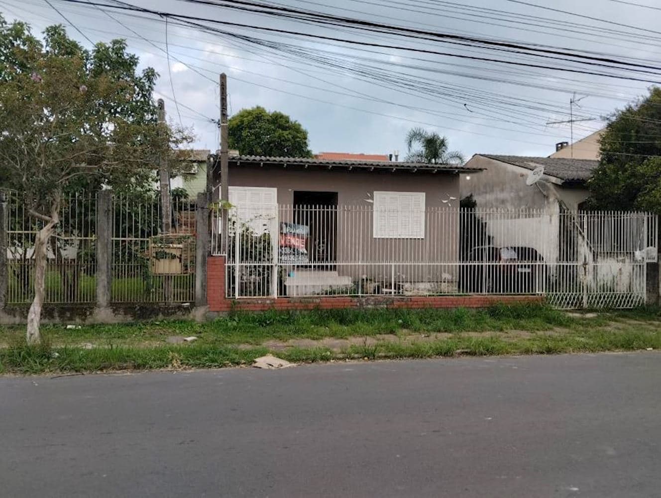 Foto 1 de 5: Casa em leilão em Porto Alegre - RS, bairro Sarandi — Casa no Sarandi em Porto Alegre/RS