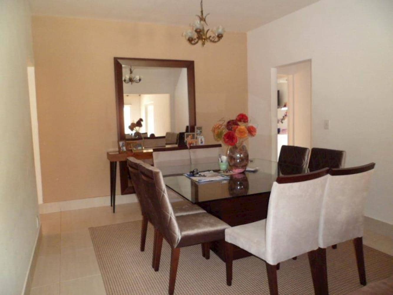 Foto 4 de 10: Casa em leilão em Marília - SP, bairro Jardim Estoril — Casa no Jardim Estoril em Marília/SP