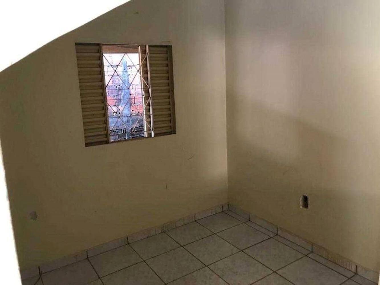 Foto 8 de 13: Casa em leilão em Luziânia - GO — Casa no Parque Estrela D'Alva Ix em Luziânia/GO