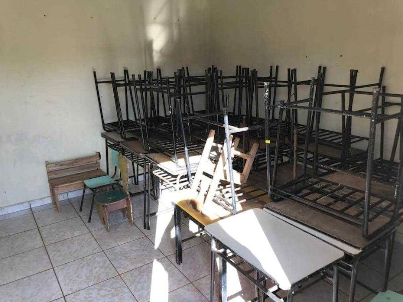 Foto 11 de 13: Casa em leilão em Luziânia - GO — Casa no Parque Estrela D'Alva Ix em Luziânia/GO
