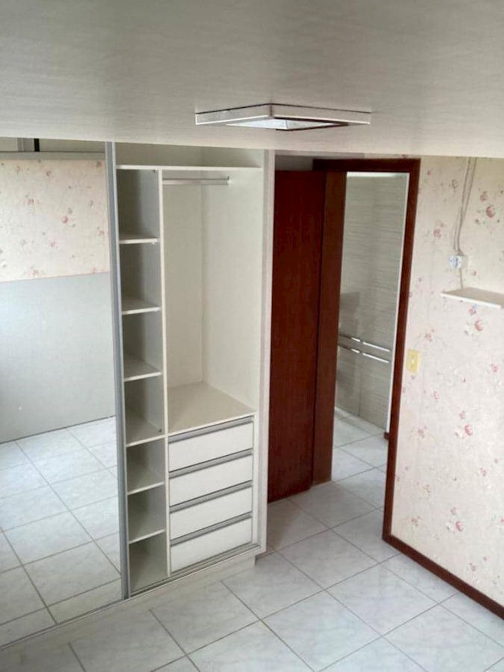 Foto 11 de 15: Casa em leilão em Içara - SC, bairro Barracão — Casa no Barracão em Içara/SC