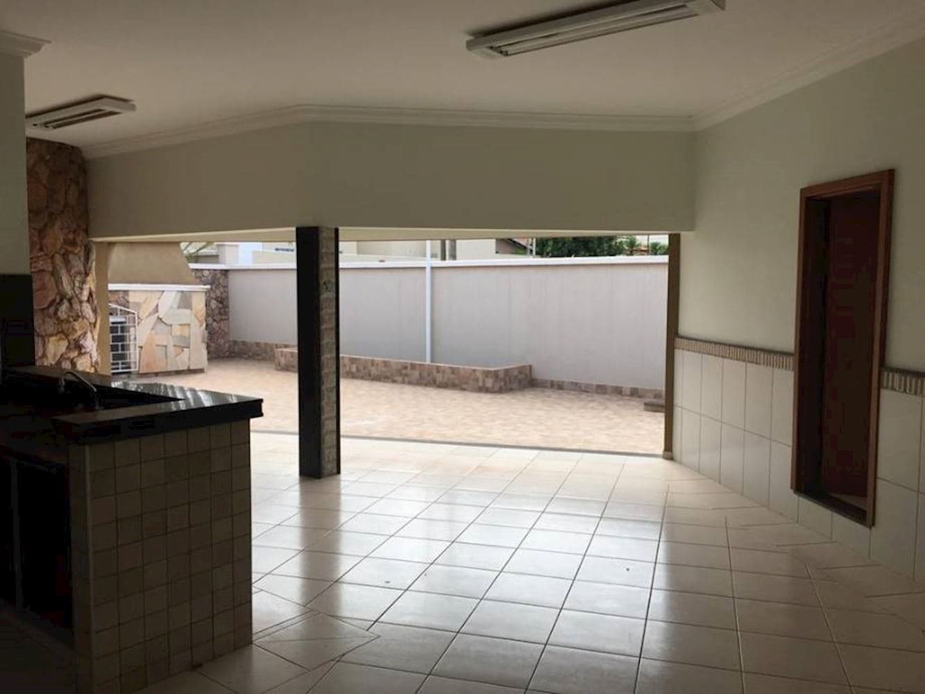 Foto 3 de 22: Casa em leilão em José Bonifácio - SP, bairro Centro — Casa no Centro em José Bonifácio/SP