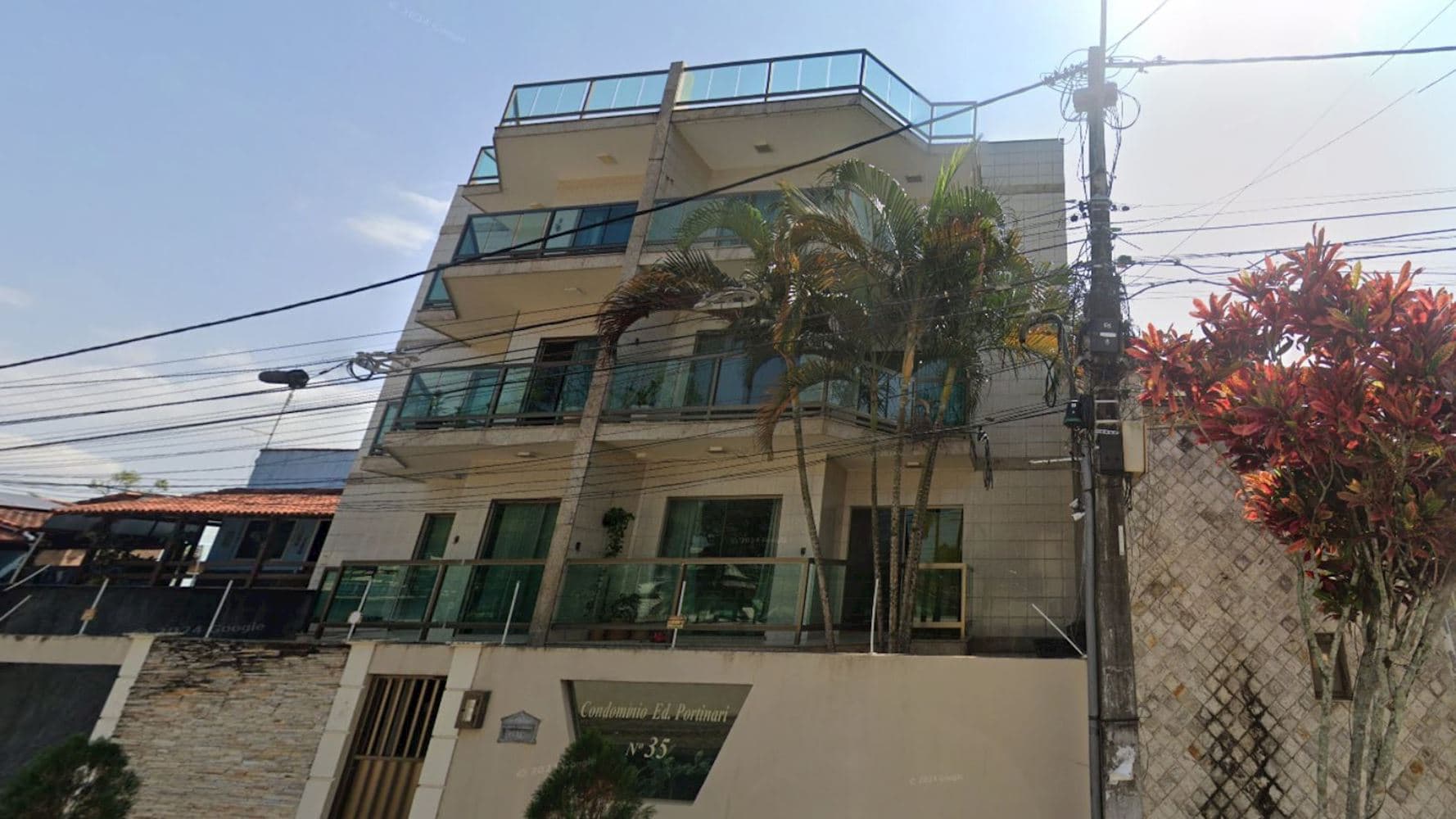 Foto 2 de 6: Apartamento em leilão em Rio Das Ostras - RJ, bairro Casa Grande — Apartamento no "Edifício Portinari" - Casa Grande - Rio das Ostras/RJ