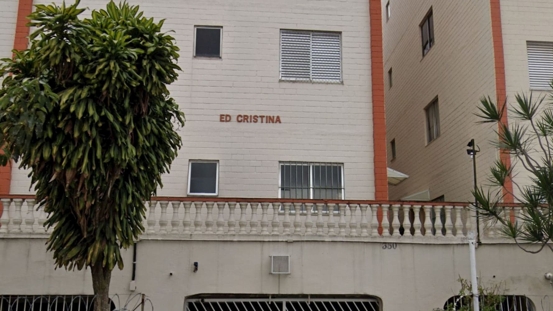 Foto 3 de 6: Apartamento em leilão em São Bernardo Do Campo - SP, bairro Vila Santa Luzia — Apartamento no "Condomínio Edifício Cristina II e Márcia II" - Vila Santa Luzia - São Bernardo do Campo/SP