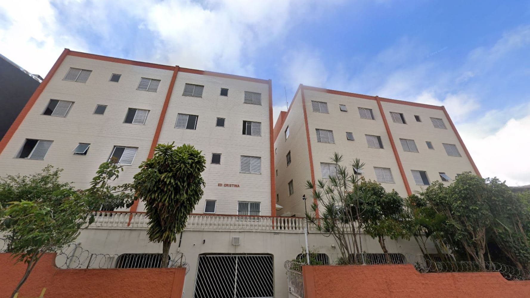 Foto 4 de 6: Apartamento em leilão em São Bernardo Do Campo - SP, bairro Vila Santa Luzia — Apartamento no "Condomínio Edifício Cristina II e Márcia II" - Vila Santa Luzia - São Bernardo do Campo/SP