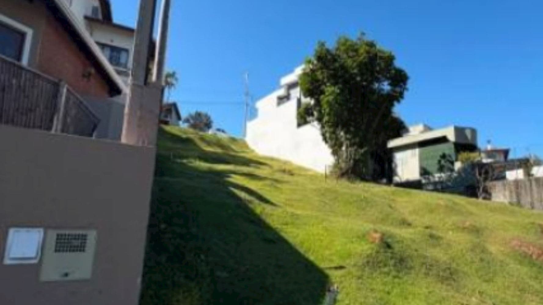 Foto 3 de 5: Casa em leilão em Campinas - SP, bairro Jardim Botânico de Campinas — Casa no Condomínio Jardim Botânico - Campinas/SP