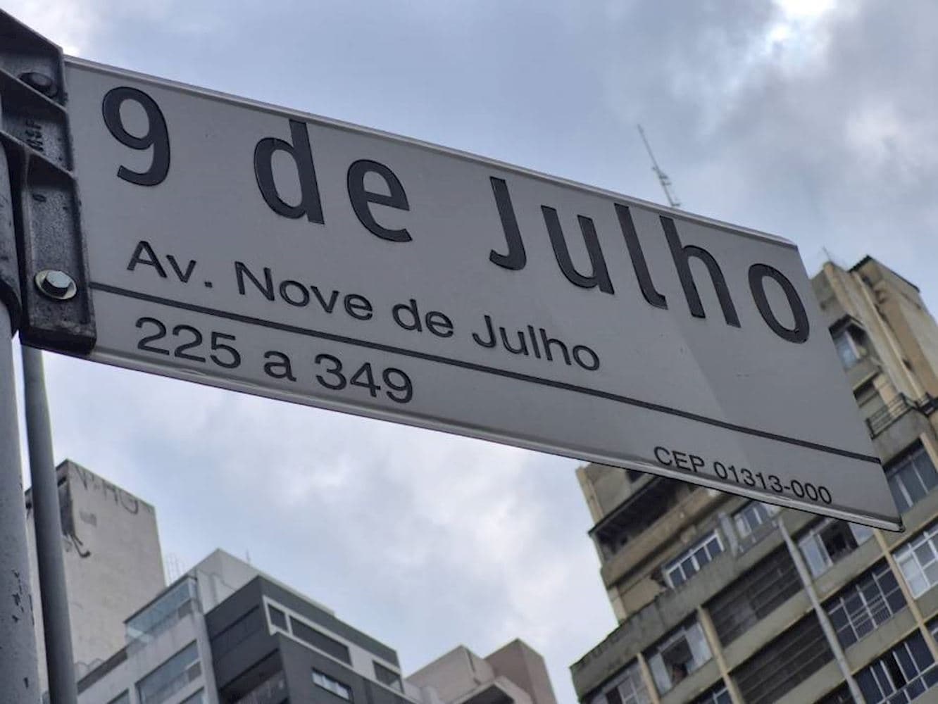 Foto 3 de 3: Comercial em leilão em São Paulo - SP, bairro Bela Vista — Loja Comercial no "Condomínio Edifício Arco Irís" - Bela Vista - São Paulo/SP