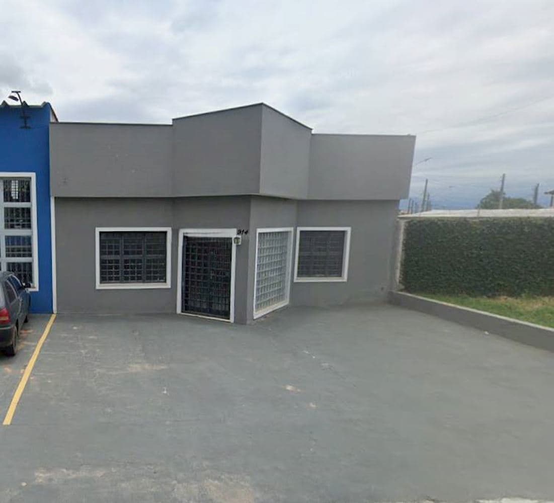 Foto 1 de 3: Comercial em leilão em Roseira - SP, bairro Vila Roma — Imóvel na Vila Roma em Roseira/SP
