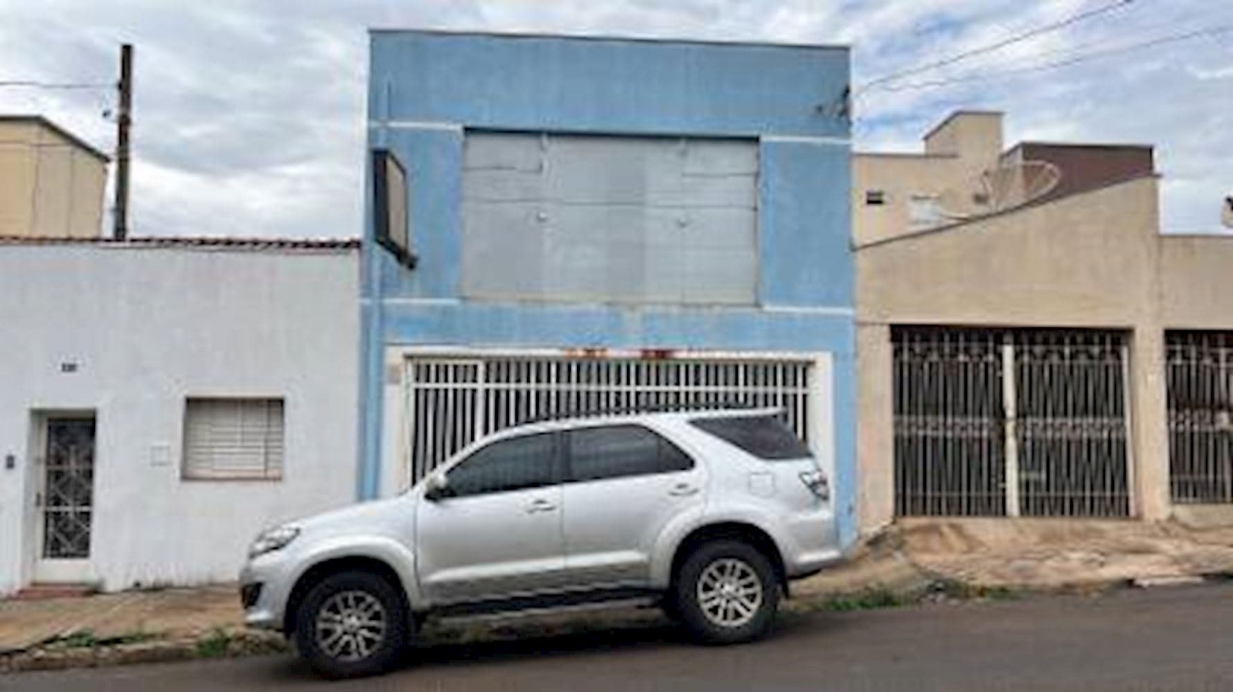 Foto 1 de 10: Comercial em leilão em São Carlos - SP, bairro Centro — Imóvel no Centro de São Carlos/SP