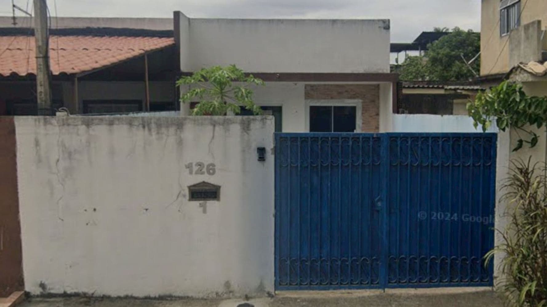 Foto 3 de 5: Casa em leilão em Nova Iguaçu - RJ, bairro Valverde — Casa no Bairro Valverde - Nova Iguaçu/RJ