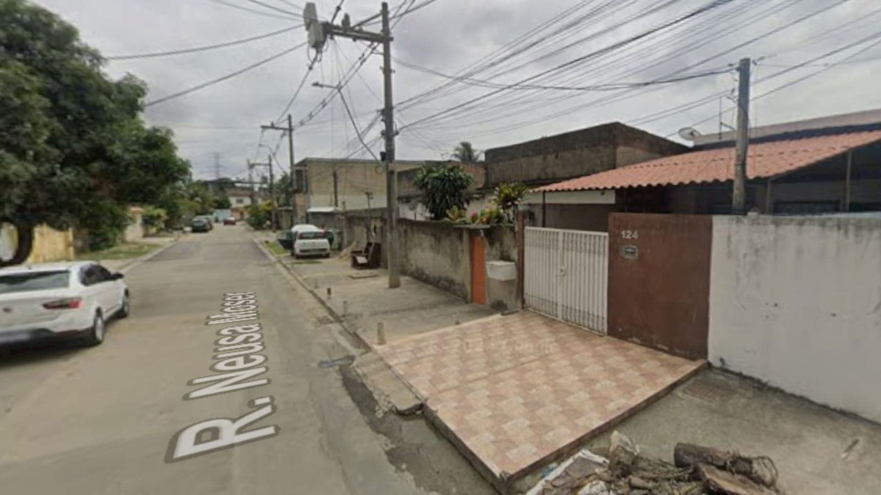 Foto 5 de 5: Casa em leilão em Nova Iguaçu - RJ, bairro Valverde — Casa no Bairro Valverde - Nova Iguaçu/RJ