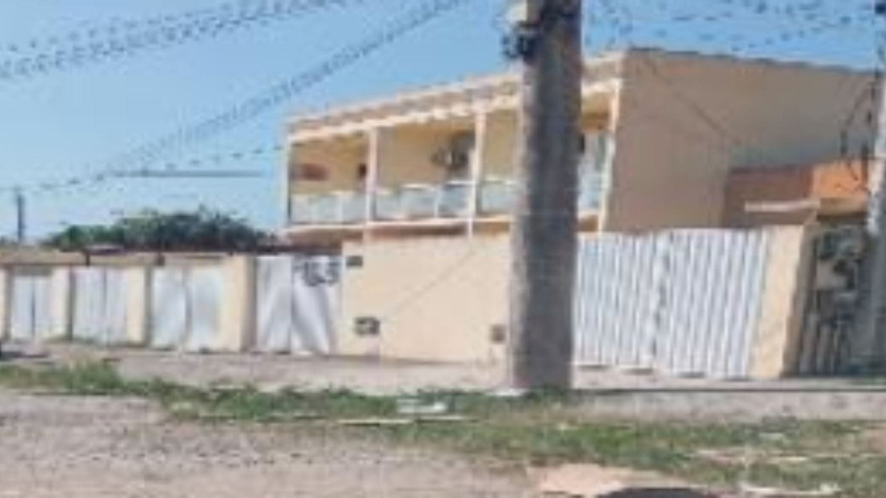 Foto 3 de 5: Casa em leilão em São Gonçalo - RJ, bairro Coelho — Casa no Bairro Coelho em São Gonçalo/RJ