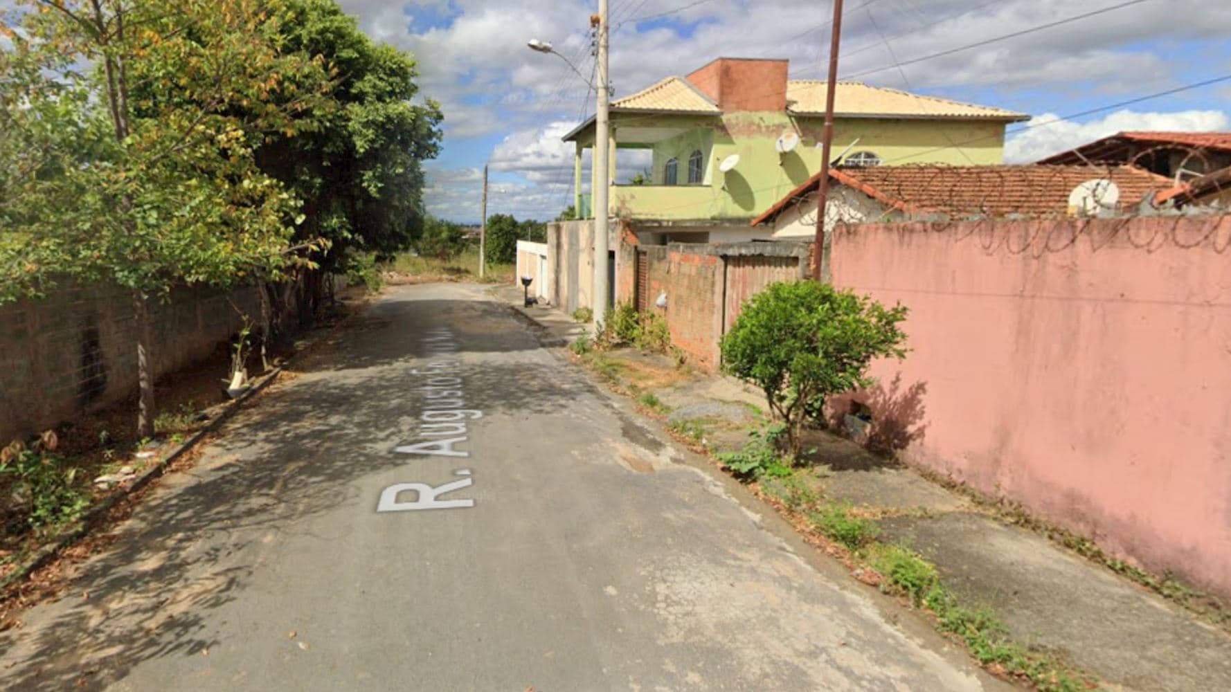 Foto 5 de 6: Casa em leilão em Montes Claros - MG, bairro José Carlos — Casa em José Carlos - Montes Claros/MG
