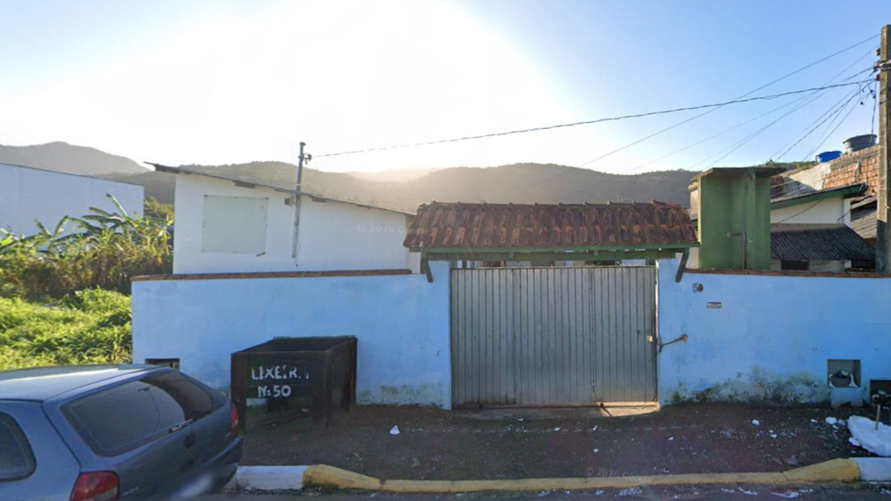 Foto 1 de 4: Terreno em leilão em Itapema - SC — Casa em Morretes - Itapema/SC
