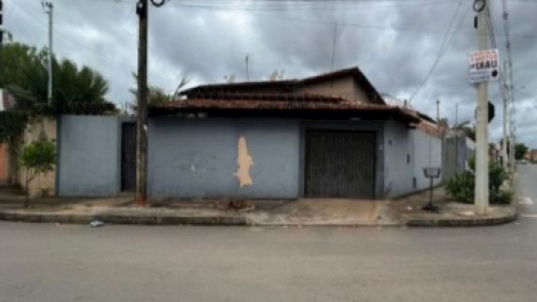 Foto 7 de 10: Casa em leilão em Montes Claros - MG, bairro Carmelo — Casa em Montes Claros/MG