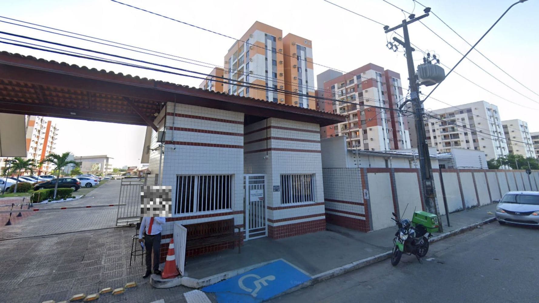 Foto 1 de 3: Apartamento em leilão em São Luís - MA, bairro Parque Athenas — Apartamento no "Condomínio Grand Park dos Pássaros" - Parque Athenas - São Luís/MA