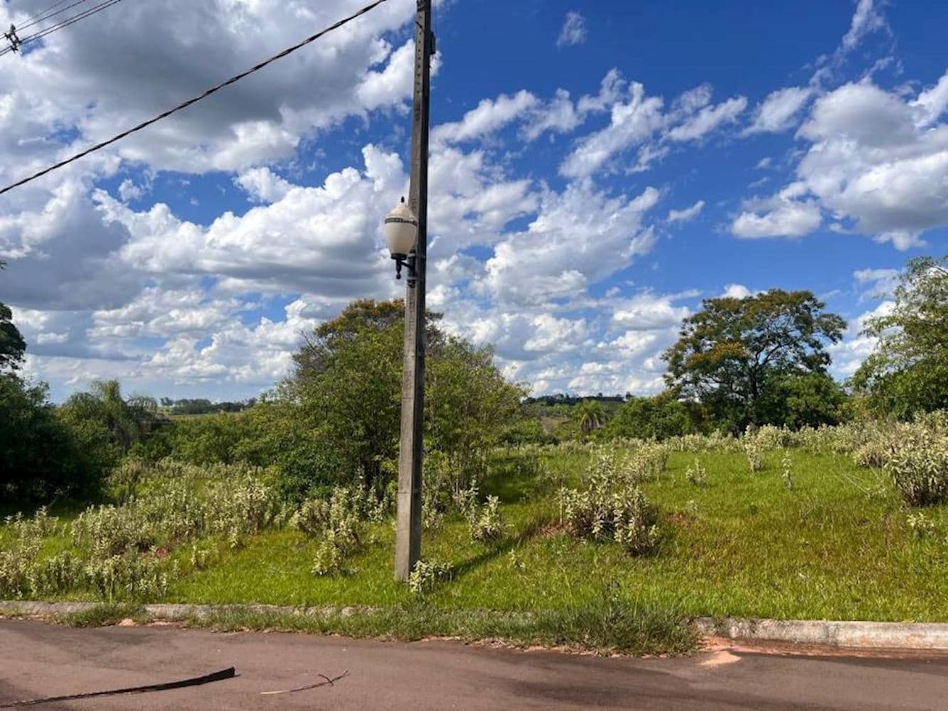 Foto 6 de 8: Terreno em leilão em Pérola - PR, bairro Perola — Lote, Padrão, 0 vaga(s) de garagem