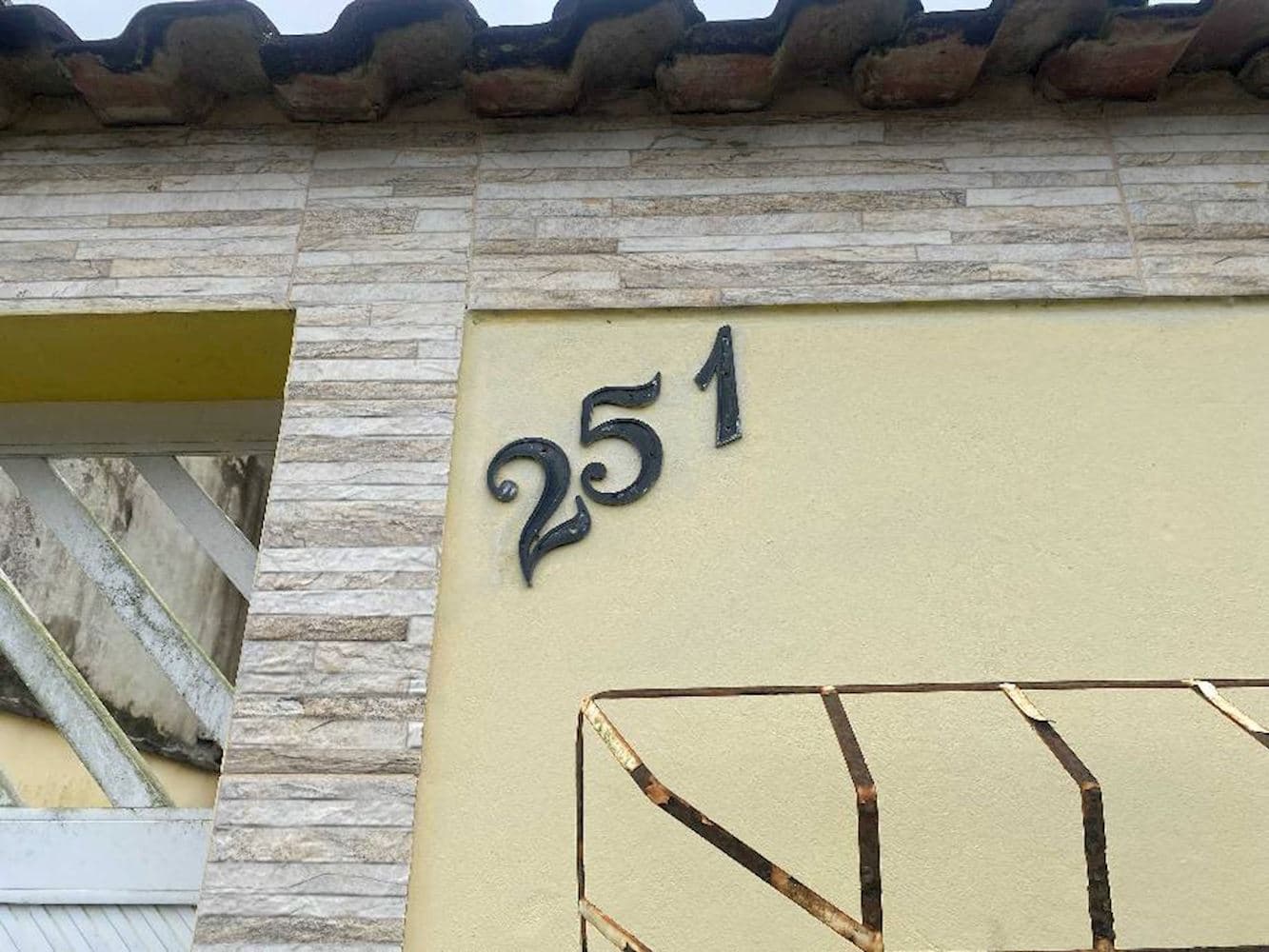 Foto 4 de 4: Casa em leilão em Pariquera-açu - SP, bairro Vale do Sossego — Casa, Padrão, 0 vaga(s) de garagem
