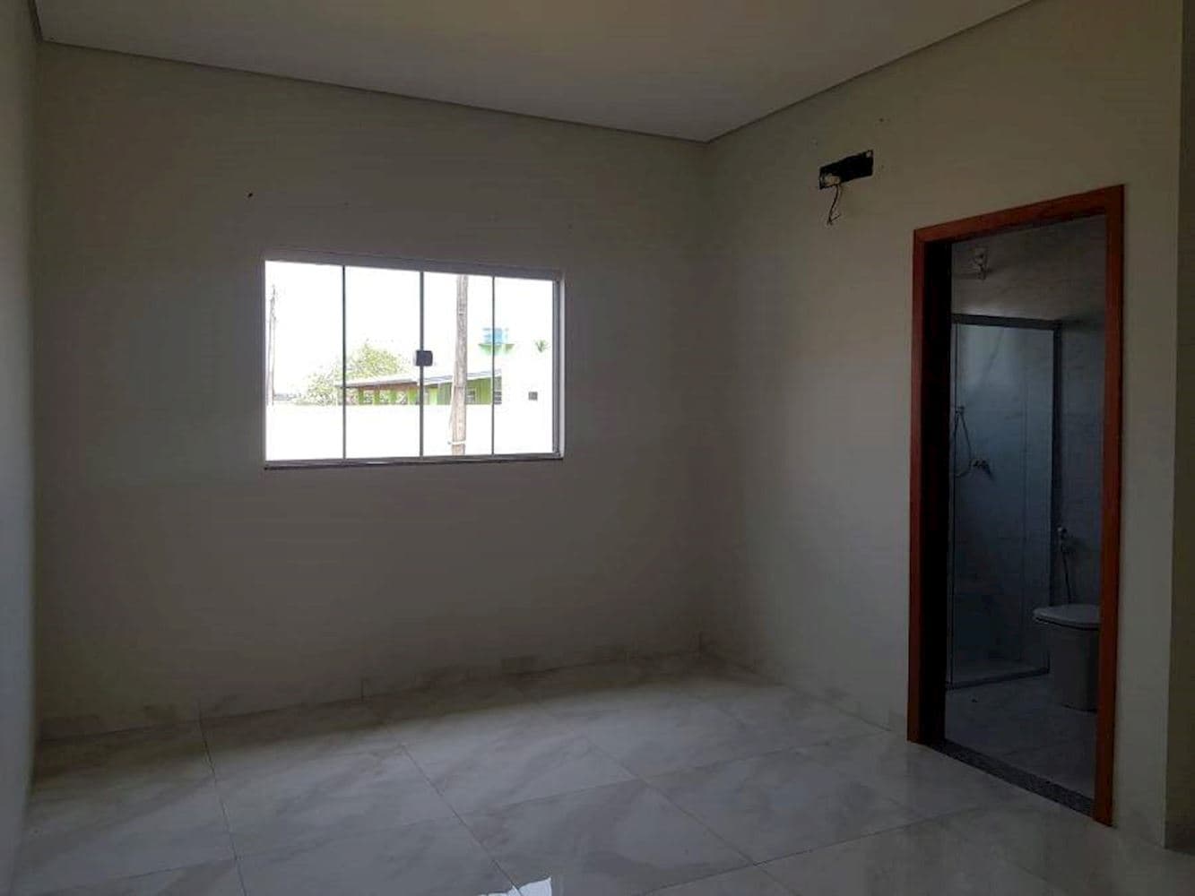 Foto 11 de 15: Casa em leilão em Juara - MT, bairro Centro — Casa, Padrão, 1 vaga(s) de garagem