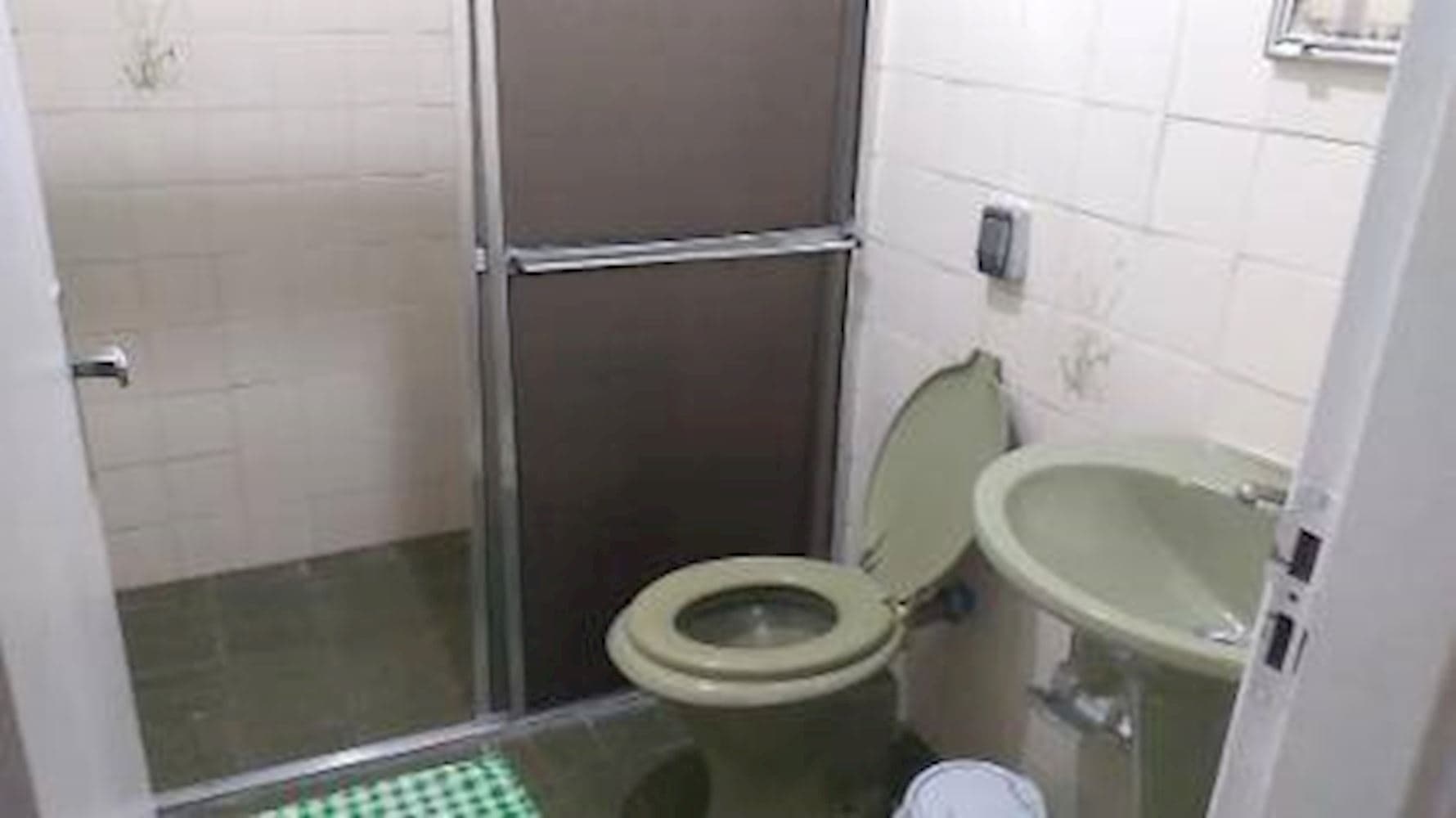 Foto 6 de 9: Apartamento em leilão em Guarujá - SP, bairro Enseada — Apartamento, Padrão, 1 vaga(s) de garagem