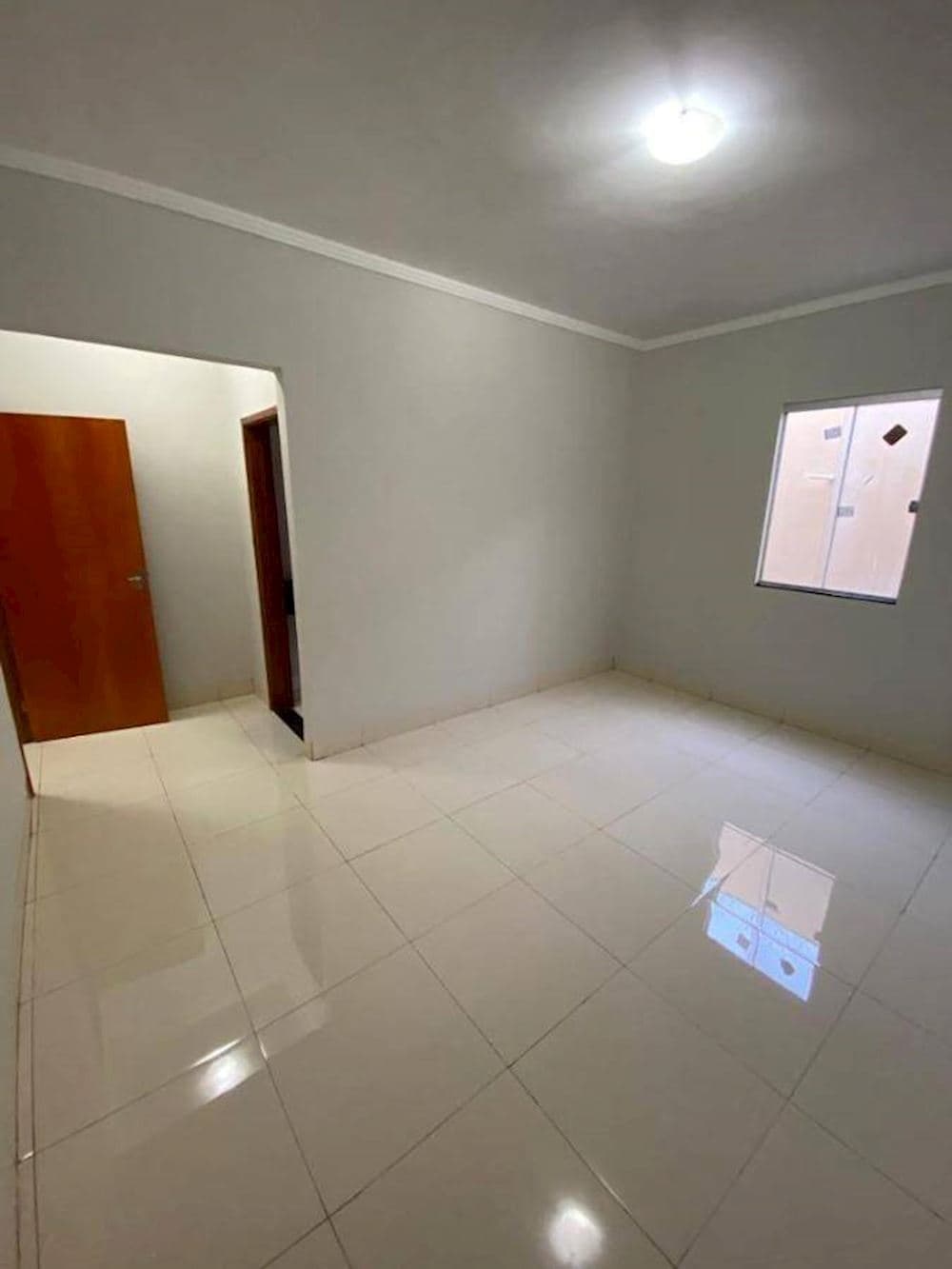 Foto 6 de 9: Casa em leilão em Itumbiara - GO — Casa, Padrão, 1 vaga(s) de garagem