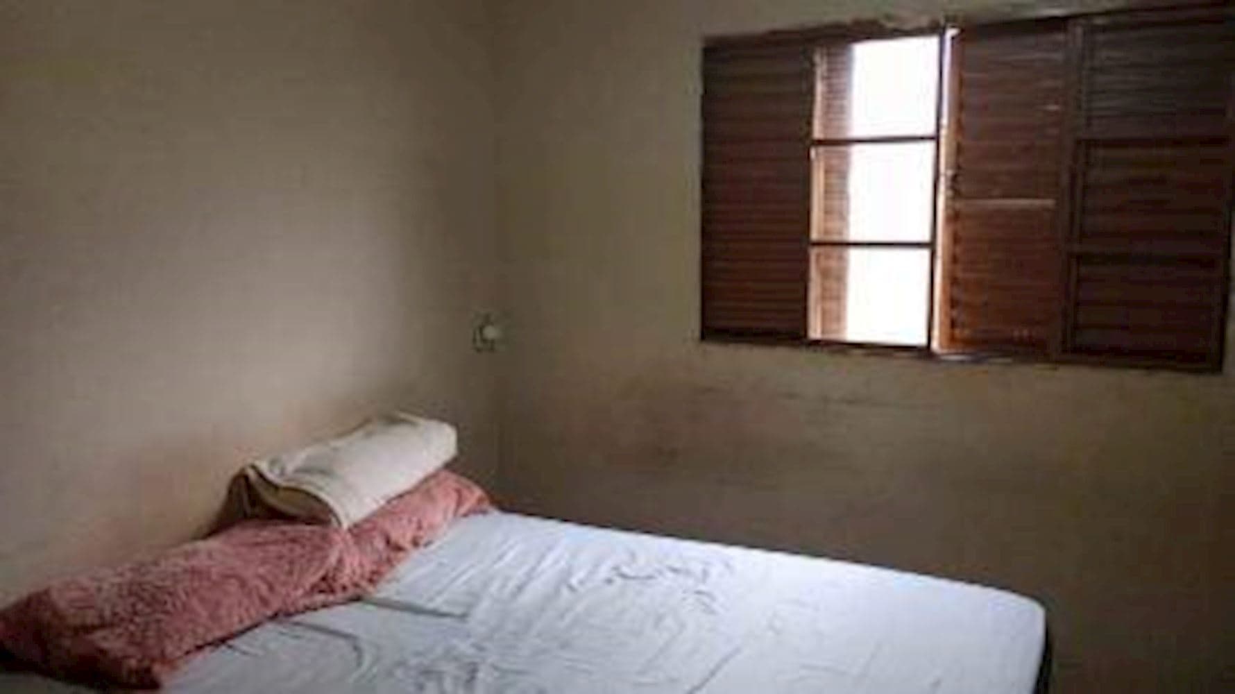 Foto 6 de 9: Casa em leilão em São Manuel - SP, bairro Vila Santa Helena — Casa, Padrão, 0 vaga(s) de garagem