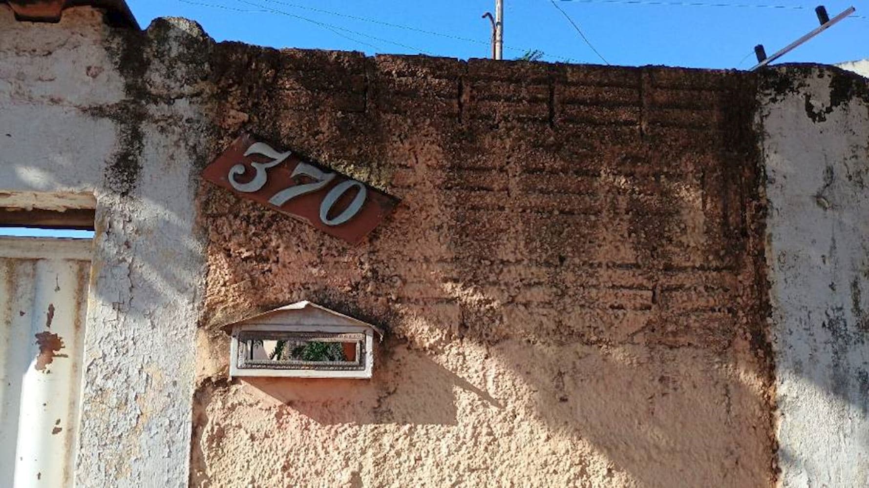 Foto 3 de 3: Casa em leilão em Corumbá - MS, bairro Maria Leite — Casa, Padrão, 1 vaga(s) de garagem