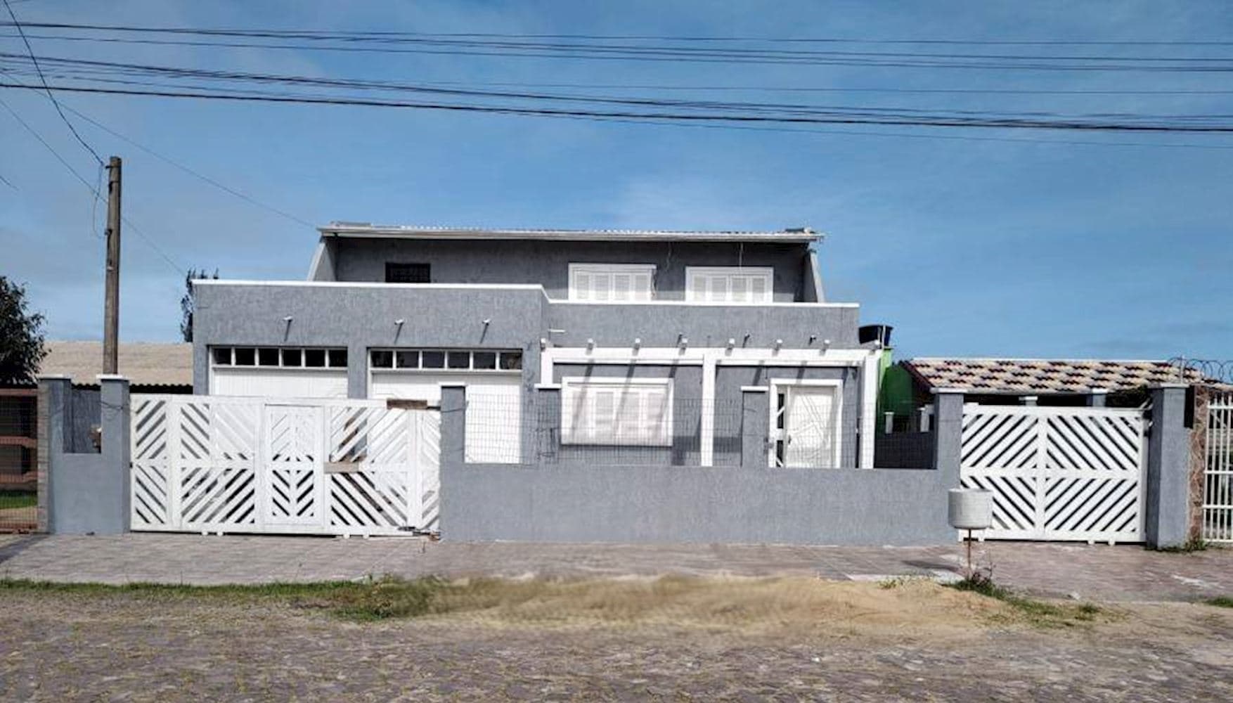 Foto 1 de 12: Casa em leilão em Tramandaí - RS, bairro Zona Nova Extensão Sul — Casa, Padrão, 1 vaga(s) de garagem