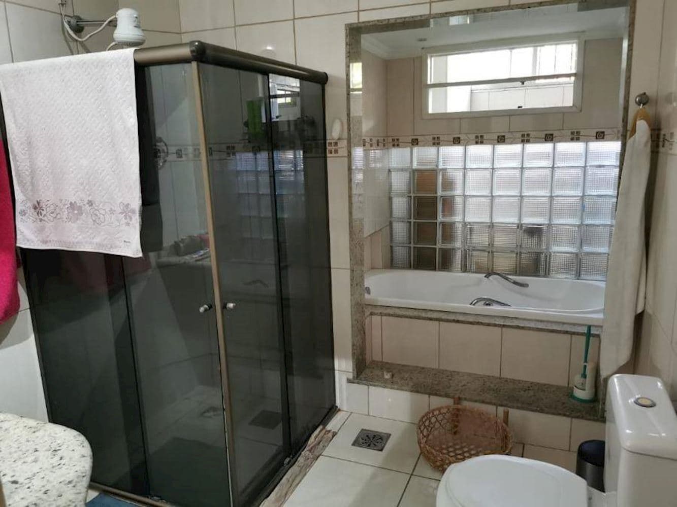 Foto 9 de 13: Casa em leilão em São Gonçalo - RJ, bairro Trindade — Casa, Padrão, 1 vaga(s) de garagem
