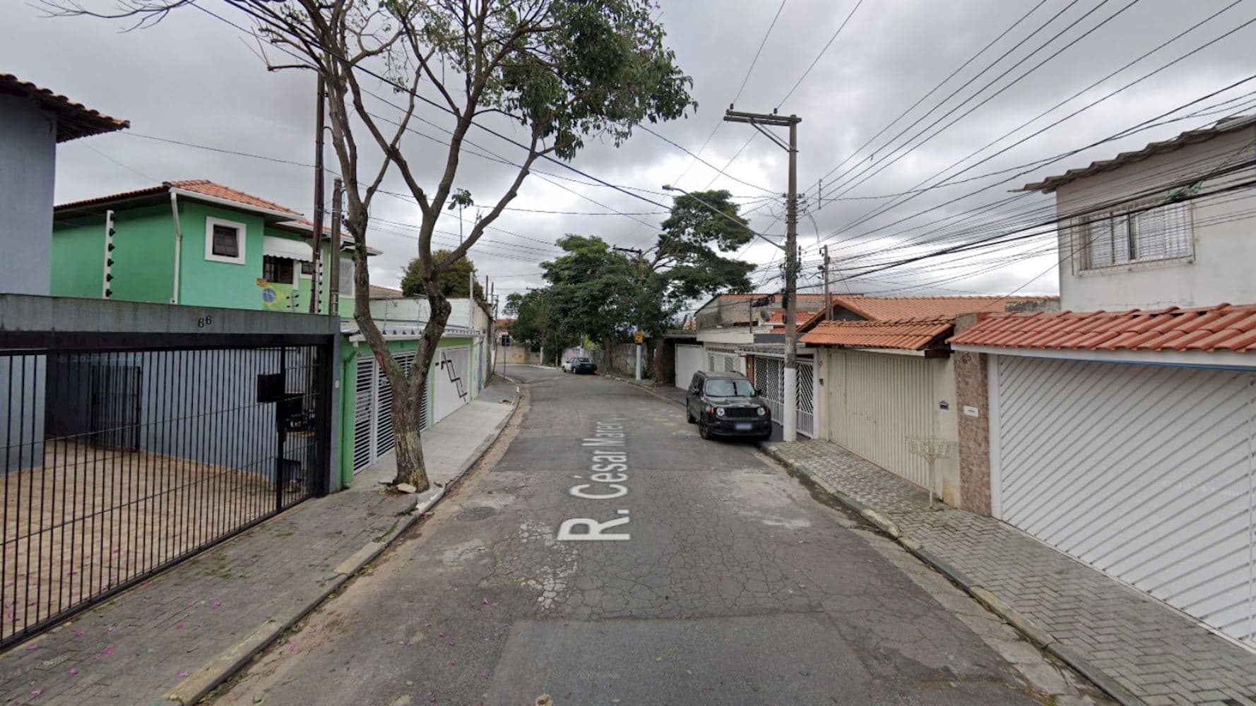 Foto 3 de 4: Casa em leilão em São Paulo - SP, bairro Vila Campo Grande — Casa na Vila Campo Grande - São Paulo/SP