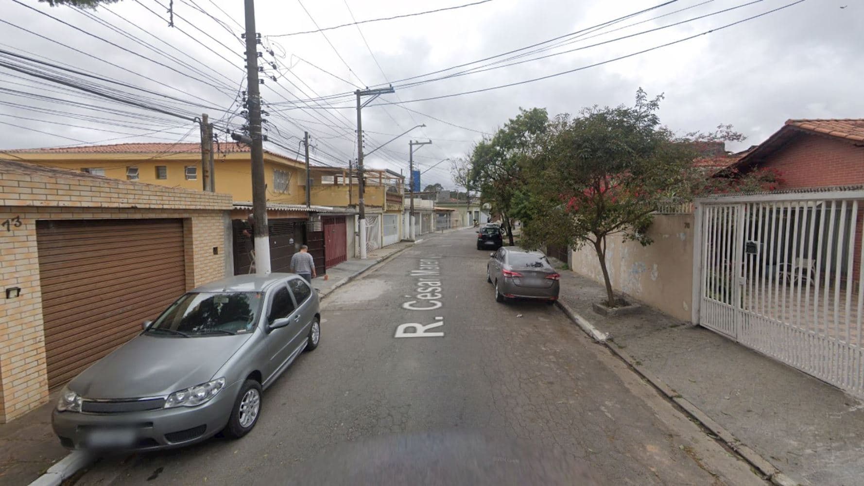 Foto 4 de 4: Casa em leilão em São Paulo - SP, bairro Vila Campo Grande — Casa na Vila Campo Grande - São Paulo/SP