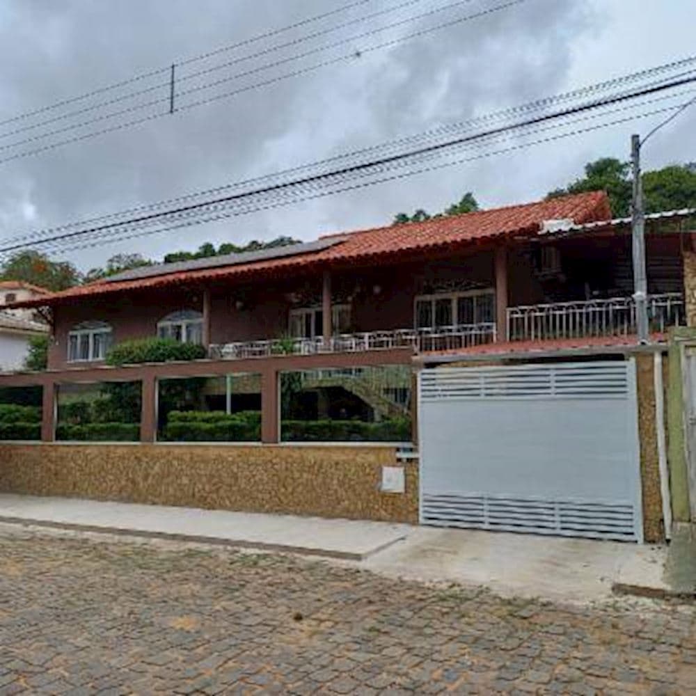 Foto 2 de 15: Casa em leilão em Volta Grande - MG, bairro Meia Lua — Casa, Padrão, 3 vaga(s) de garagem