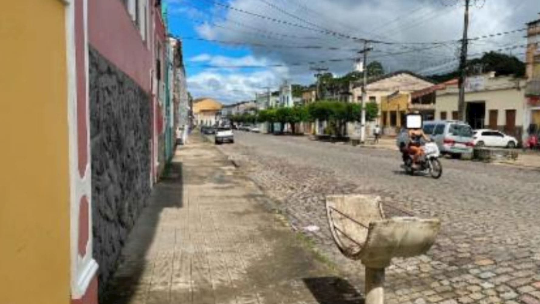 Foto 3 de 4: Casa em leilão em Cachoeira - BA, bairro Centro — Casa no Centro em Cachoeira/BA