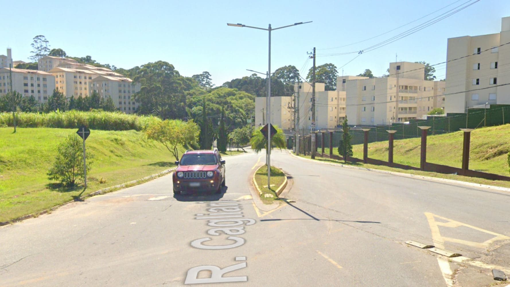 Foto 2 de 4: Casa em leilão em Cotia - SP, bairro Jardim Rio das Pedras — Casa no Jardim Rio das Pedras em Cotia/SP