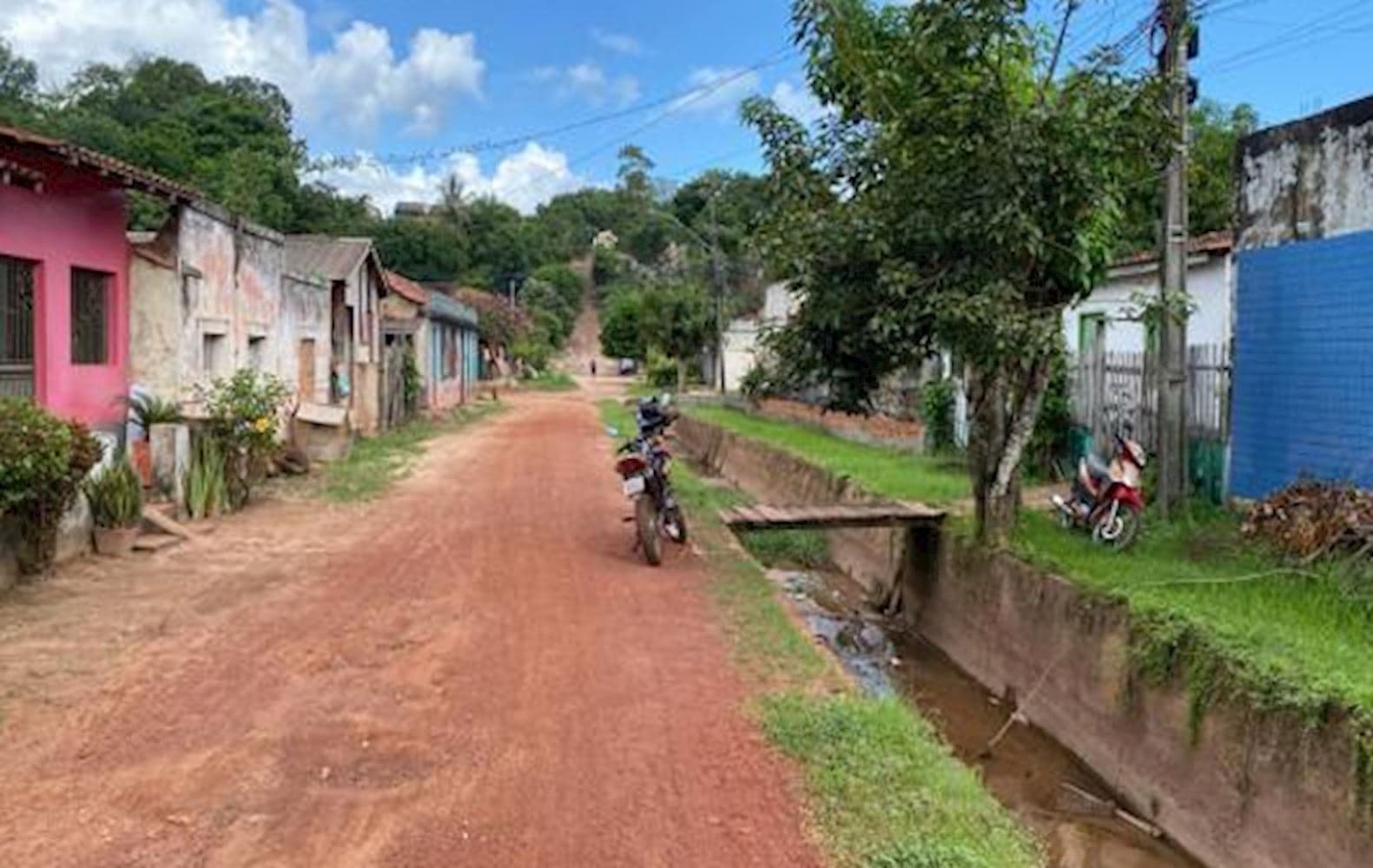 Foto 4 de 4: Casa em leilão em Alenquer - PA, bairro Aningal — Casa no Bairro Aningal - ALENQUER/PA