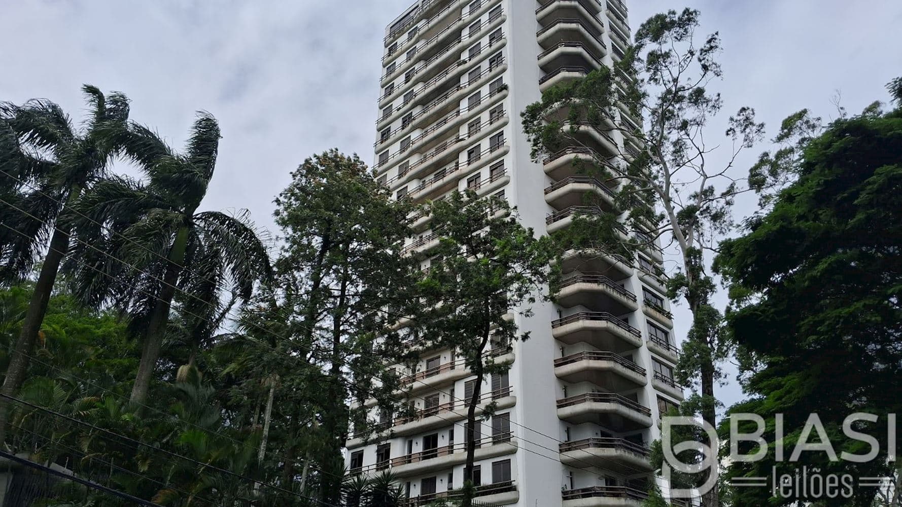Foto 9 de 9: Apartamento em leilão em São Paulo - SP, bairro Vila Suzana — Apartamento no "Edifício Royal Palace" - Vila Suzana - São Paulo/SP