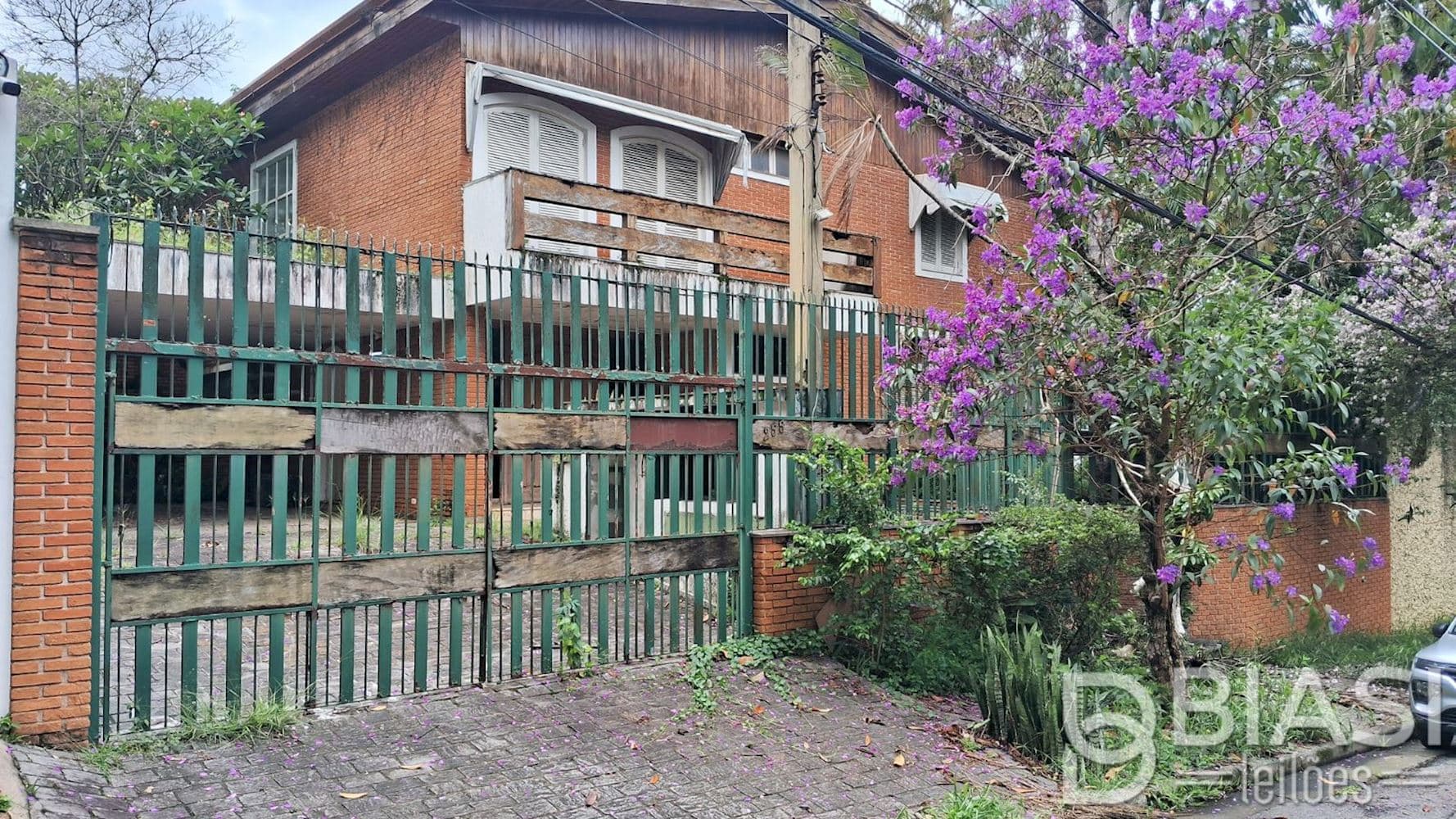 Foto 2 de 9: Casa em leilão em São Paulo - SP, bairro Jardim Guedala — Casa no Jardim Guedala em São Paulo/SP