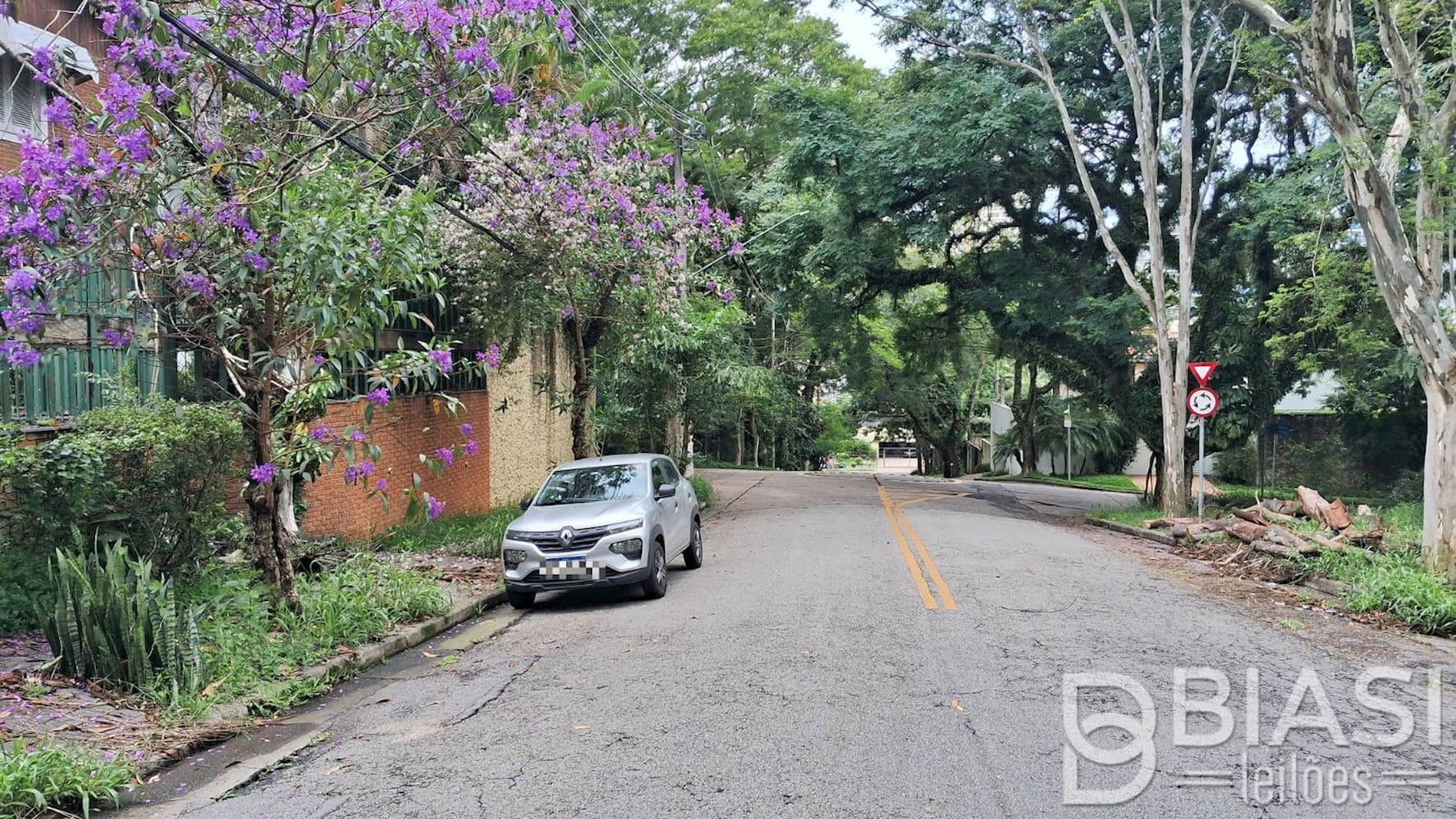 Foto 3 de 9: Casa em leilão em São Paulo - SP, bairro Jardim Guedala — Casa no Jardim Guedala em São Paulo/SP