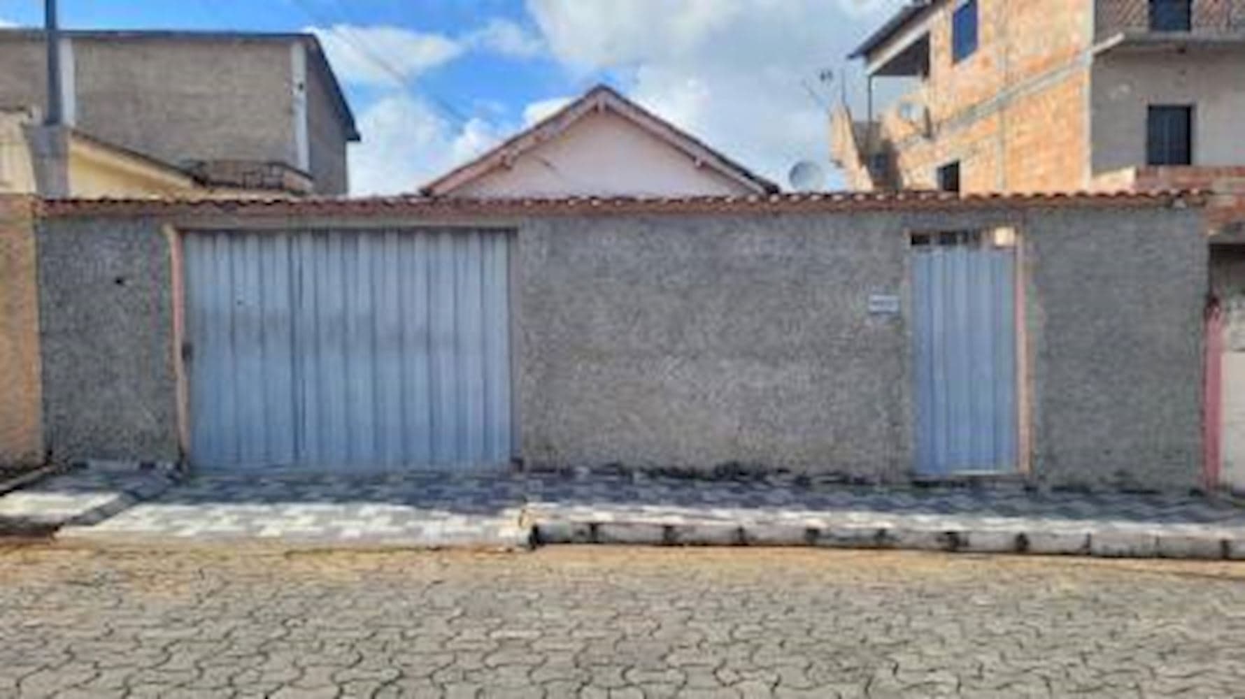 Foto 1 de 15: Casa em leilão em Barroso - MG, bairro Jardim Bandeirantes — Casa - Jardim Bandeirantes - Barroso/MG