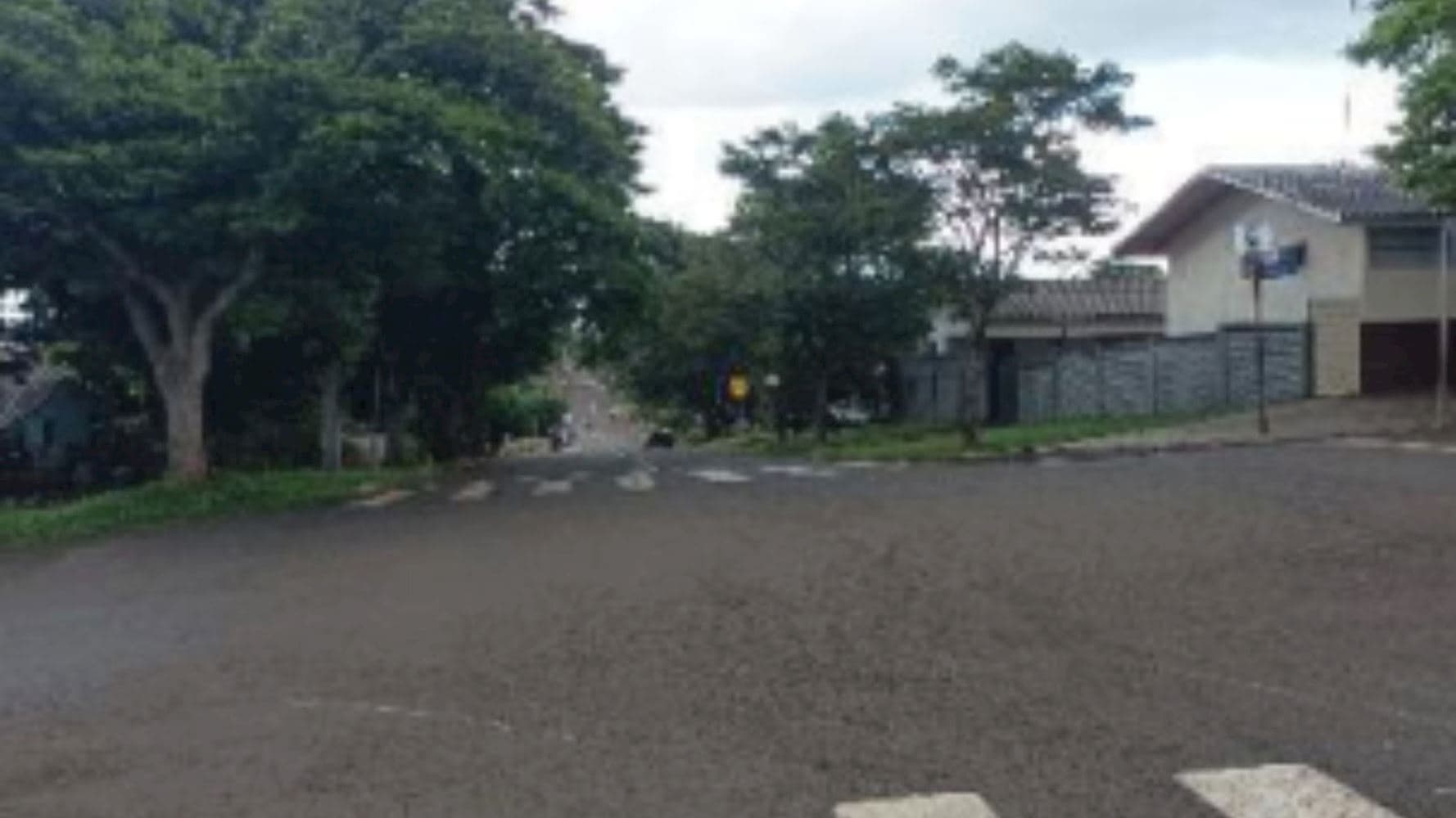 Foto 5 de 5: Casa em leilão em Diamante D'oeste - PR, bairro Mutirão — Casa no Bairro Mutirão - Diamante D'Oeste/PR