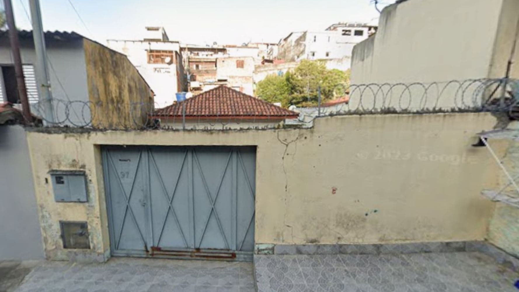 Foto 2 de 6: Casa em leilão em São Paulo - SP, bairro Vila Império — Casa na Vila Império - São Paulo/SP